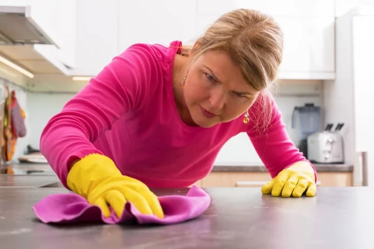 How to Remove Stains from Quartz Countertops (Some Quick Tips)