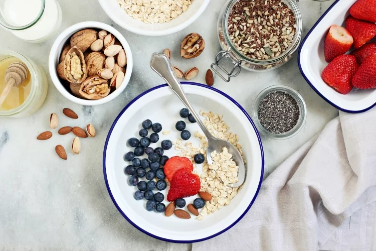 Ingredients for Healthy Overnight Oats Recipe for Weight Loss